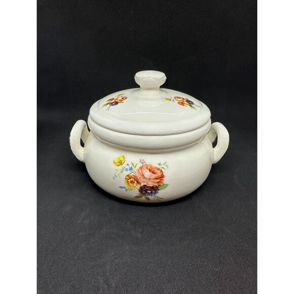 Vintage Handmade Ceramic Covered Casserole Serving Dish 1980s Lid Floral Flowers - Picture 1 of 13